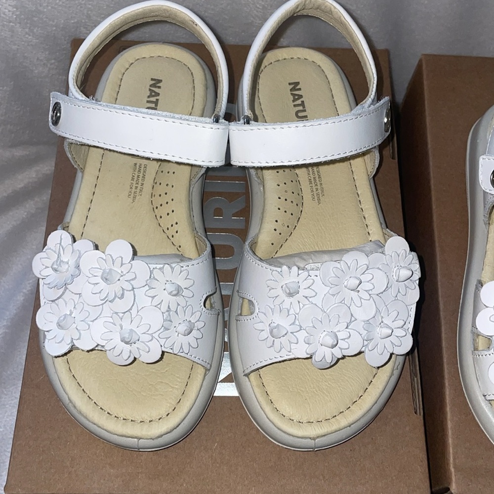 NWT NATURINO BRAHMA Leather sandals with flowers in White - Picture 7 of 11